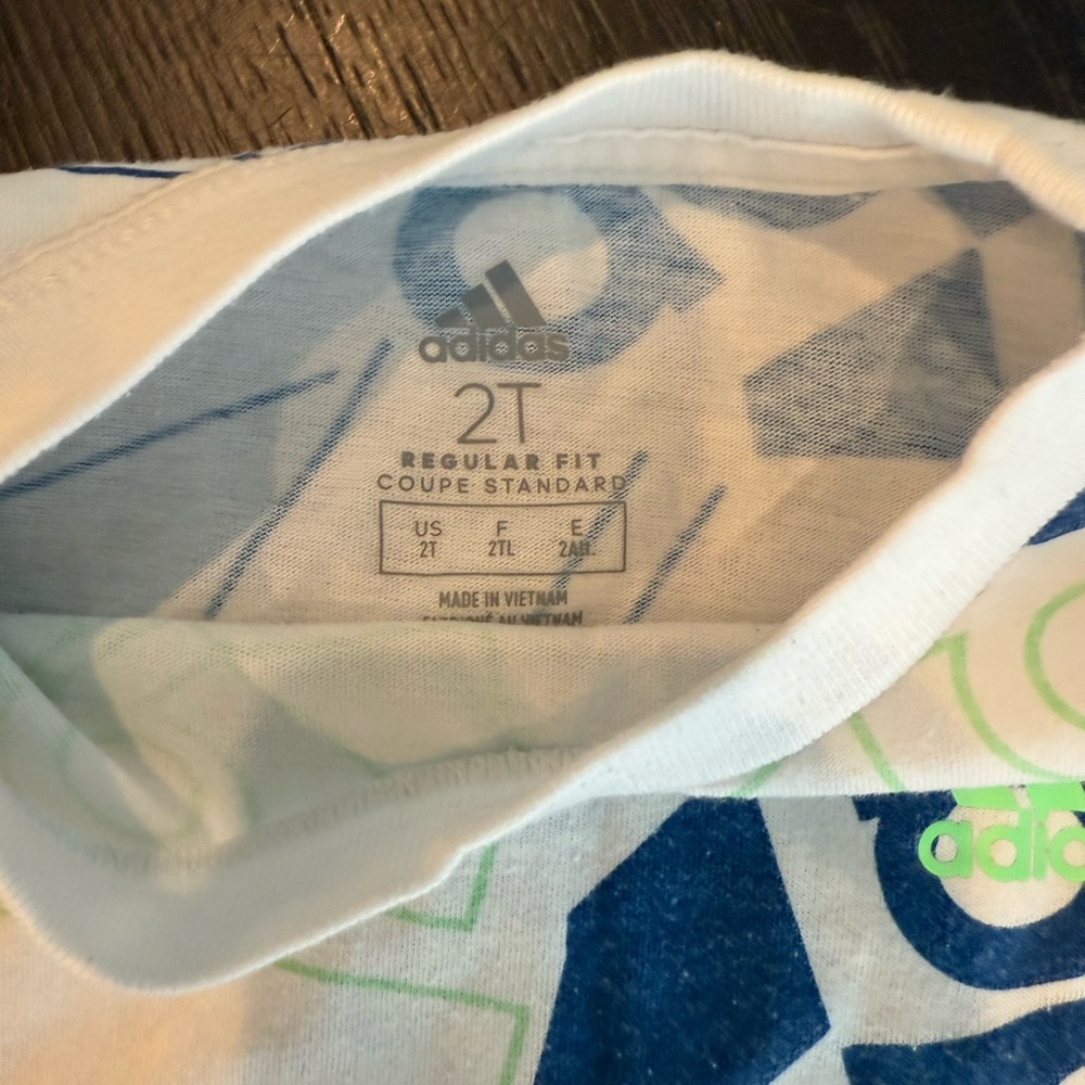 Adidas Toddler Blue and Green Tee with Shorts - Picture 4 of 9